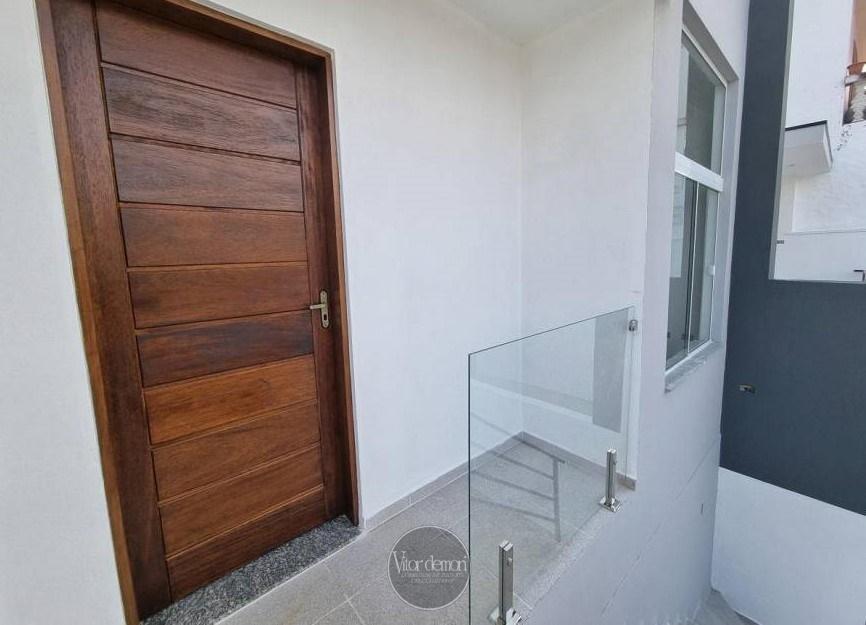 Casa à venda com 3 quartos, 150m² - Foto 2