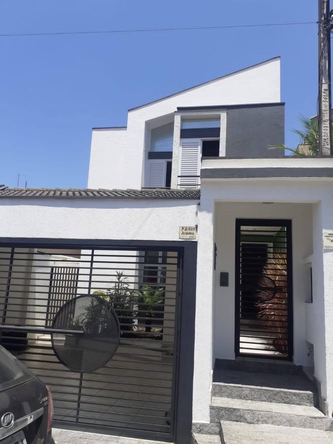 Casa à venda com 3 quartos, 150m² - Foto 1