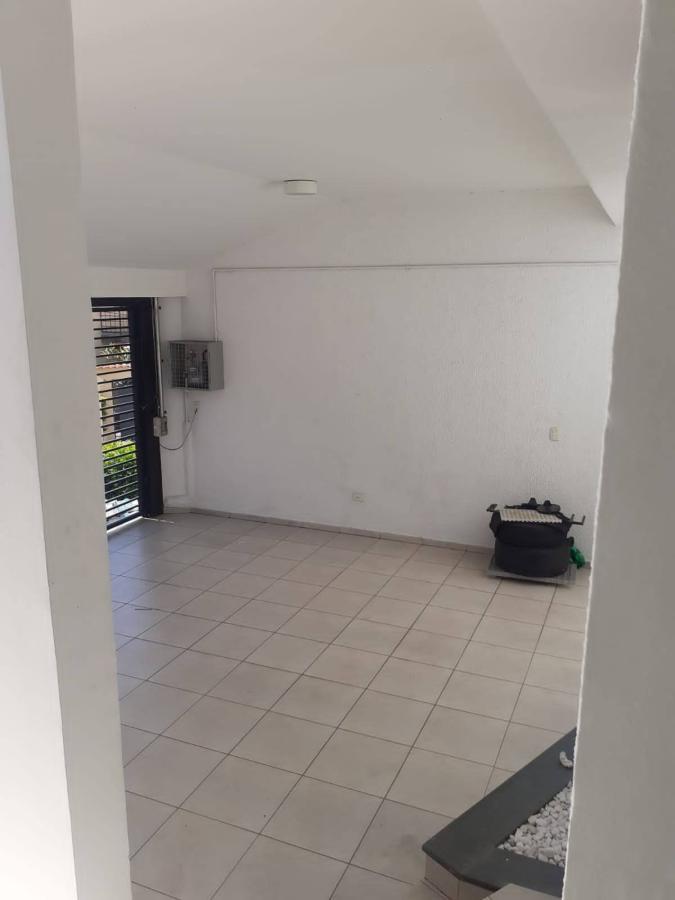 Casa à venda com 3 quartos, 150m² - Foto 7