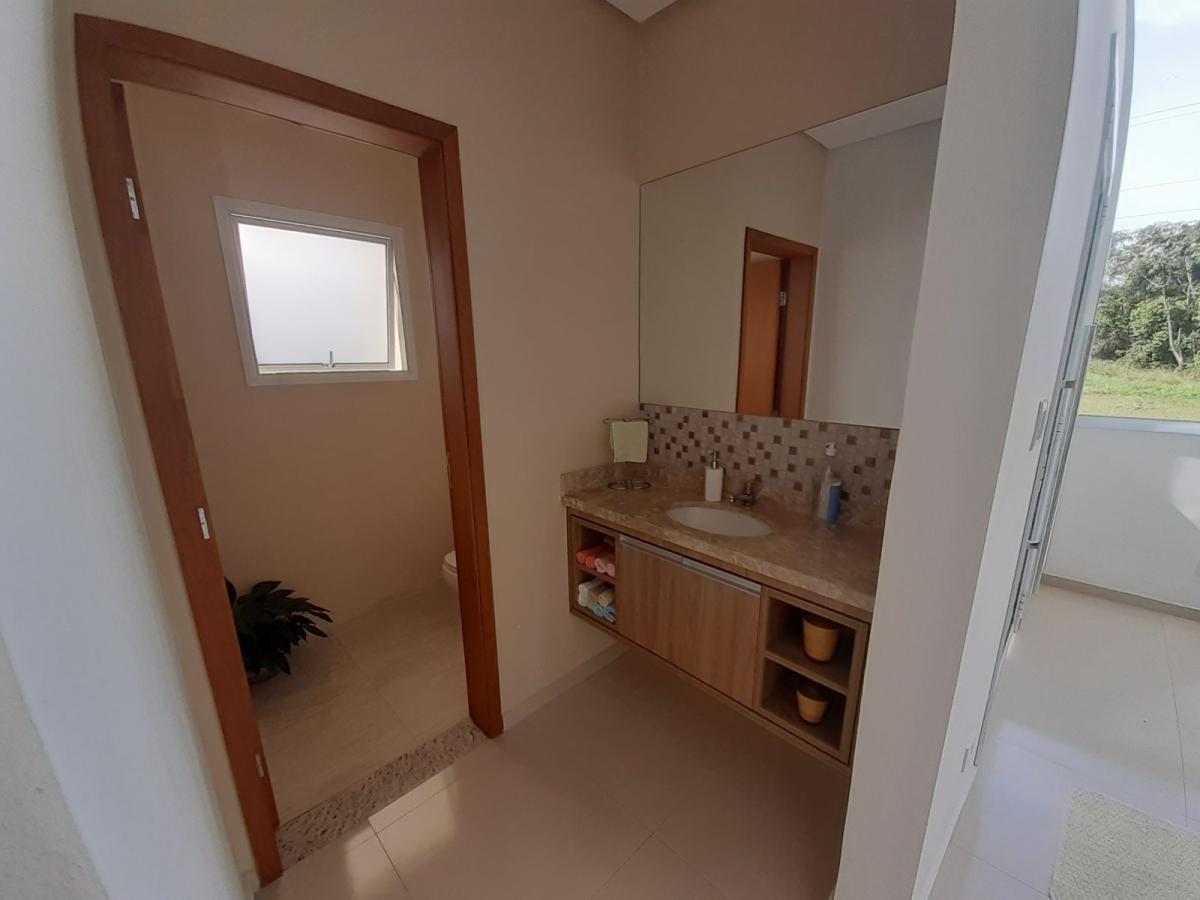 Casa de Condomínio à venda com 3 quartos, 250m² - Foto 10