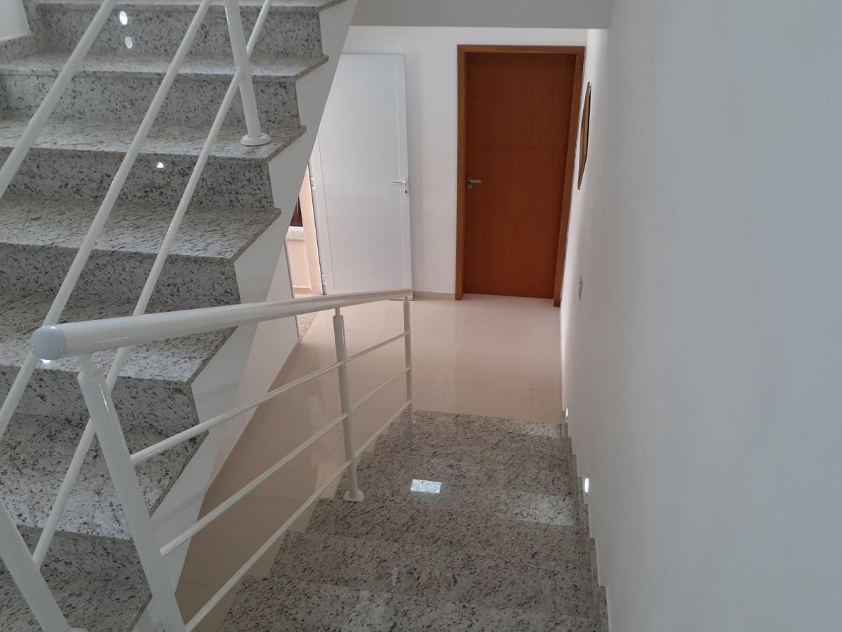 Casa de Condomínio à venda com 3 quartos, 250m² - Foto 17