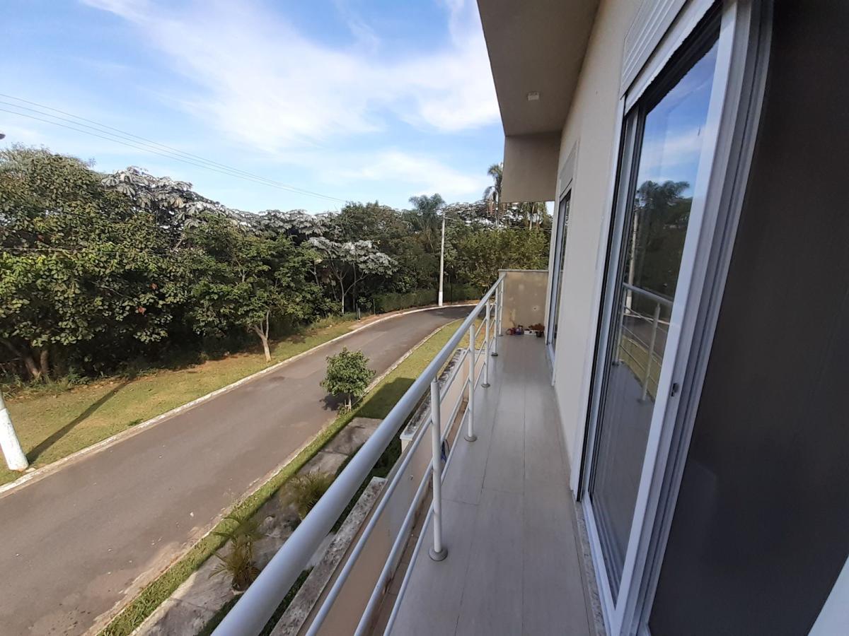 Casa de Condomínio à venda com 3 quartos, 250m² - Foto 40