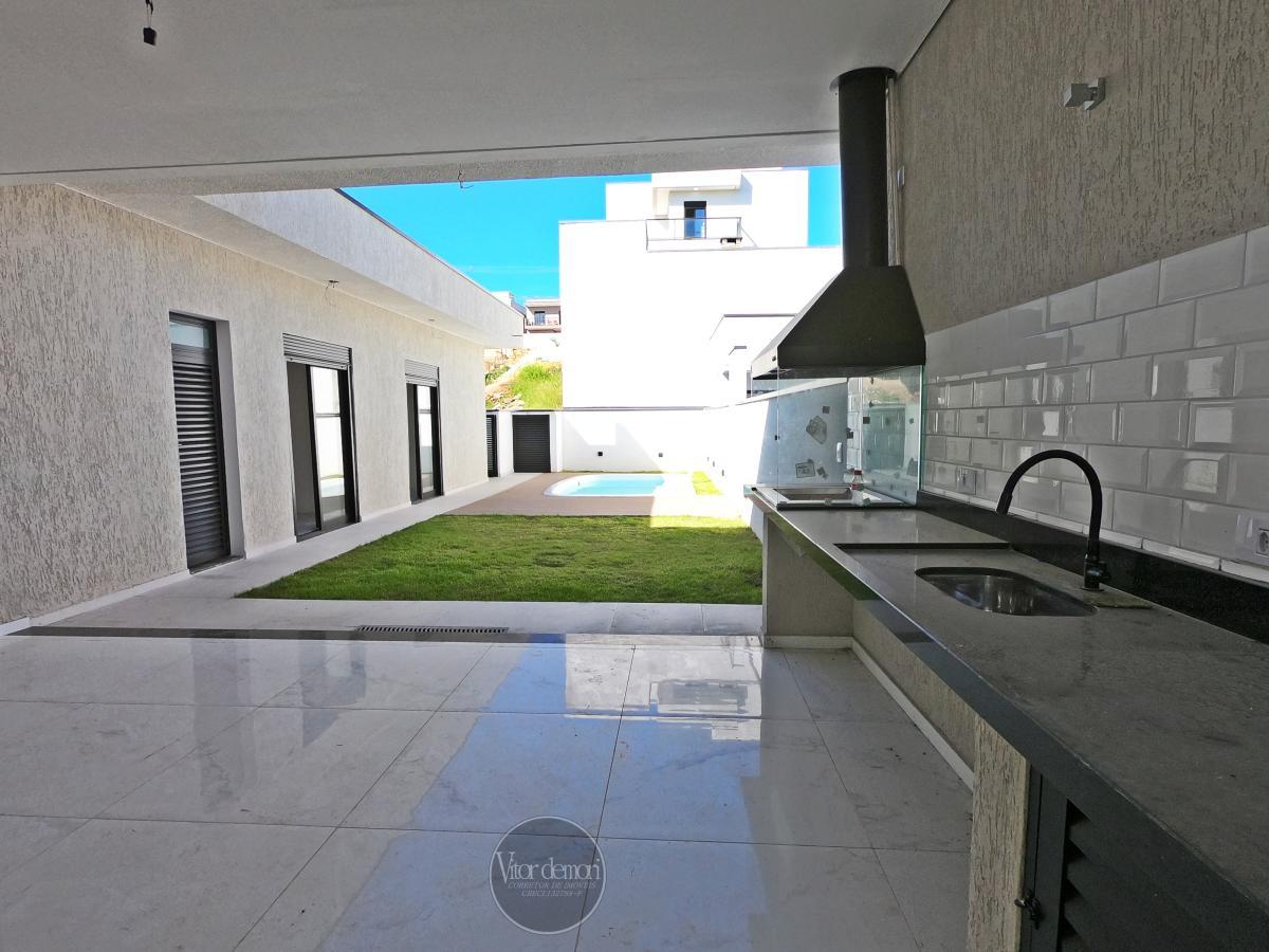 Casa de Condomínio à venda com 3 quartos, 320m² - Foto 9