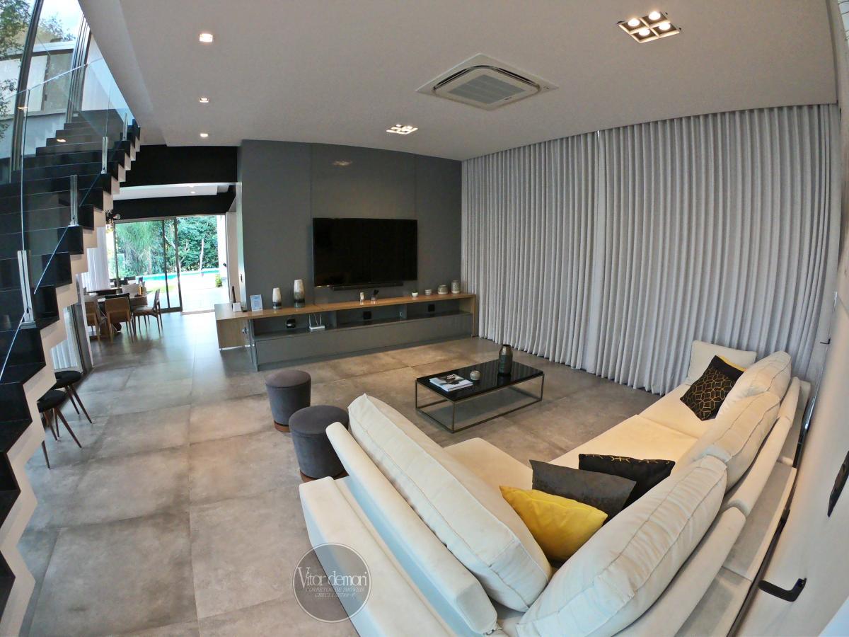 Casa à venda com 7 quartos, 848m² - Foto 8