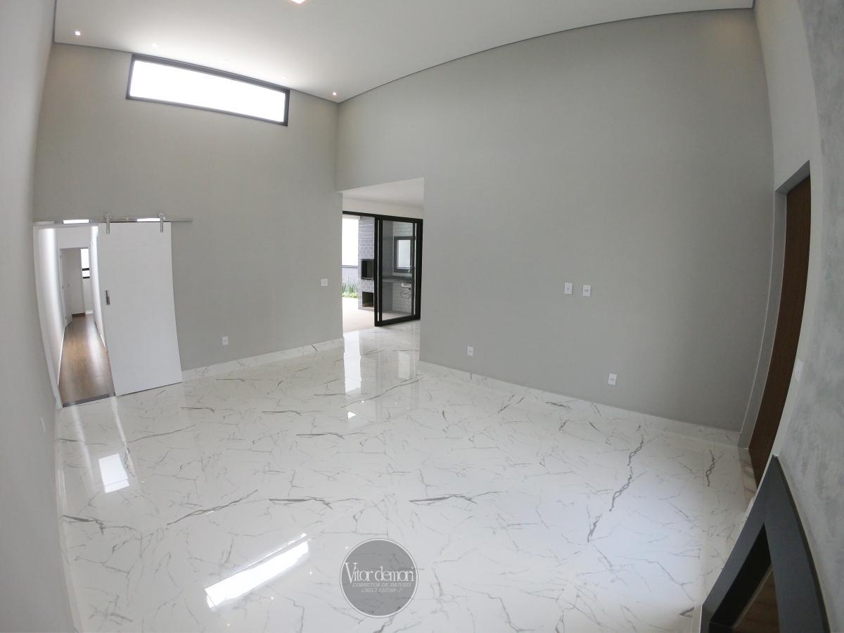 Casa de Condomínio à venda com 3 quartos, 250m² - Foto 4