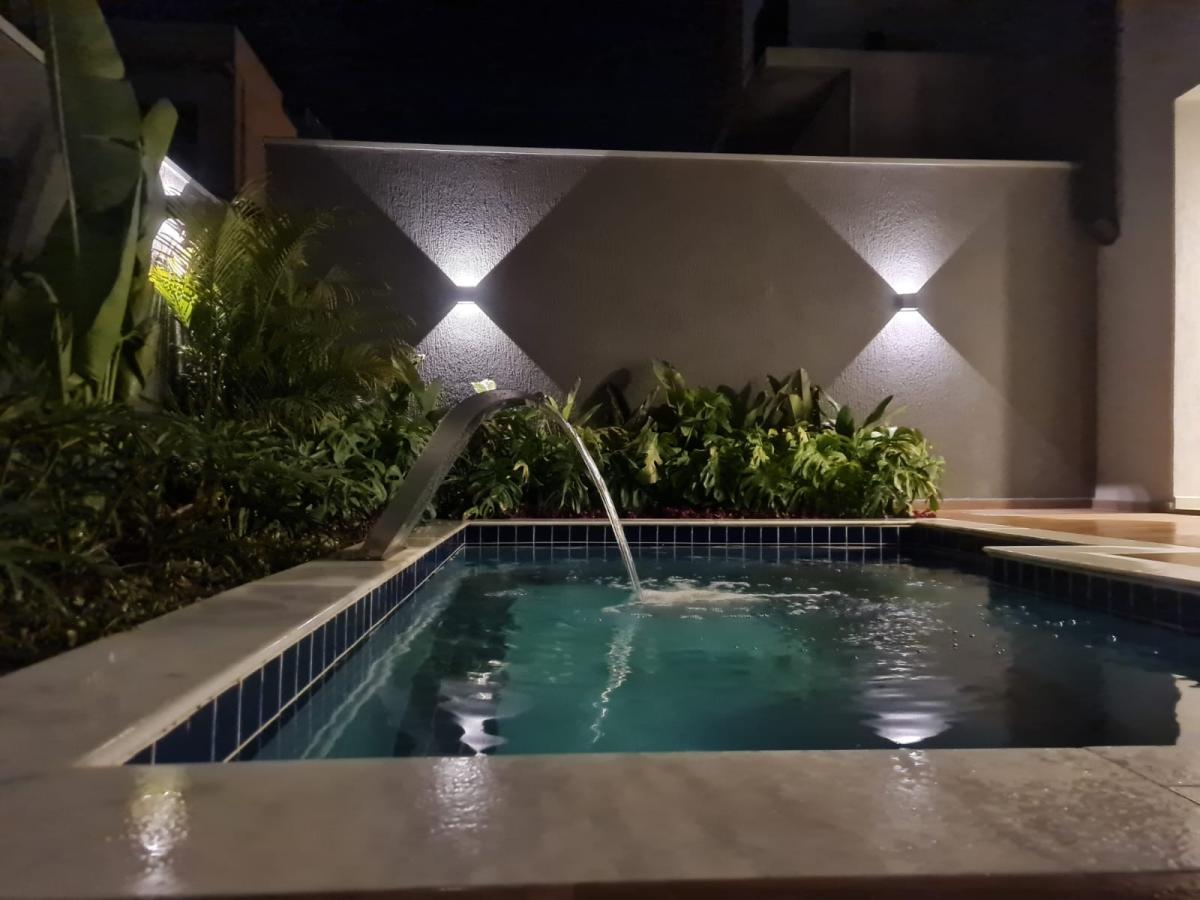 Casa de Condomínio à venda com 3 quartos, 250m² - Foto 33