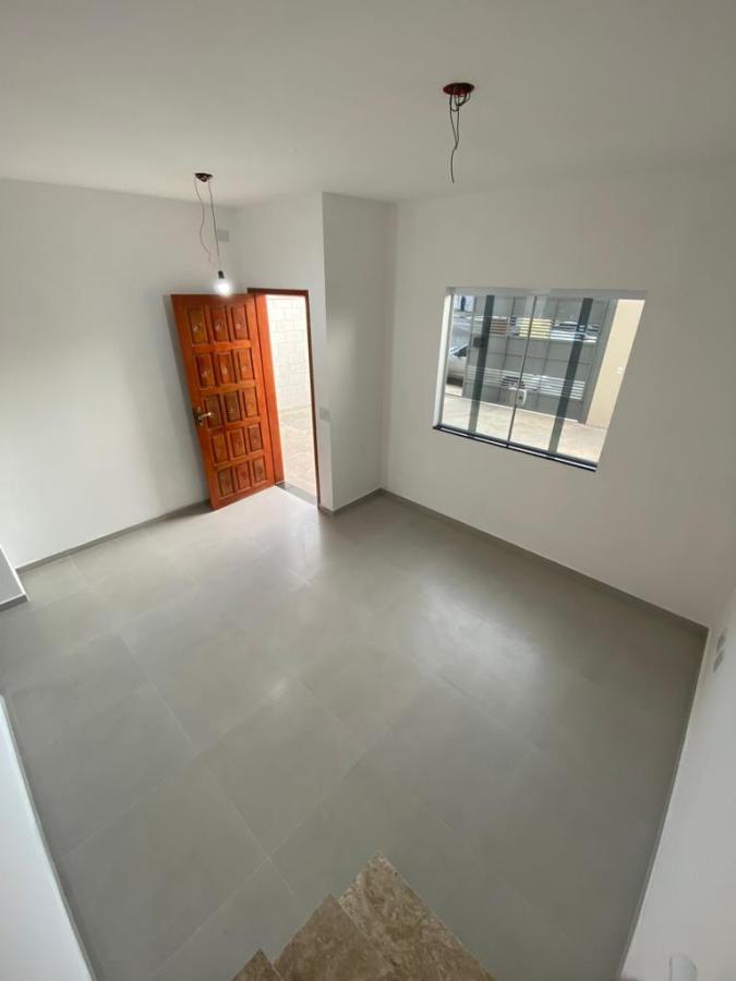 Casa à venda com 3 quartos, 135m² - Foto 2