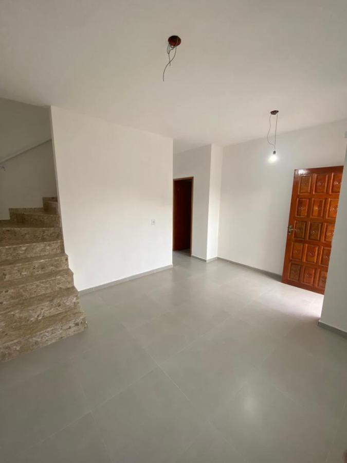 Casa à venda com 3 quartos, 135m² - Foto 3