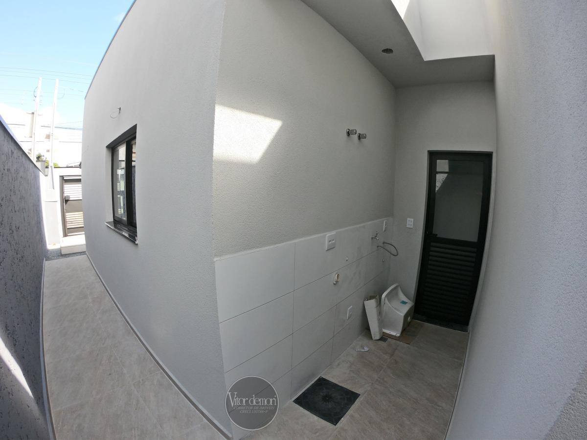 Casa à venda com 3 quartos, 150m² - Foto 11