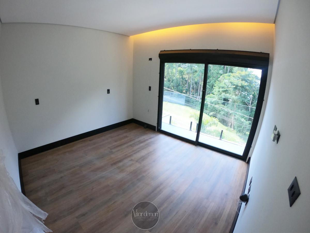 Casa de Condomínio à venda com 3 quartos, 250m² - Foto 22