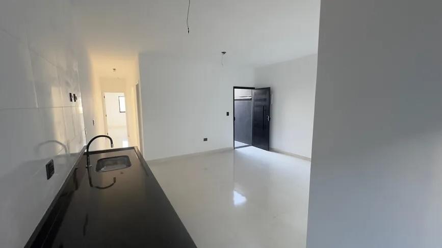 Casa à venda com 2 quartos, 125m² - Foto 4