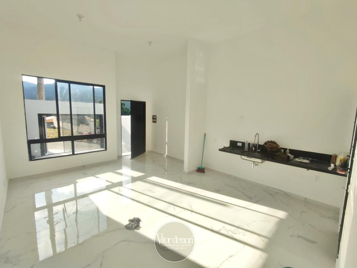 Casa à venda com 2 quartos, 157m² - Foto 6