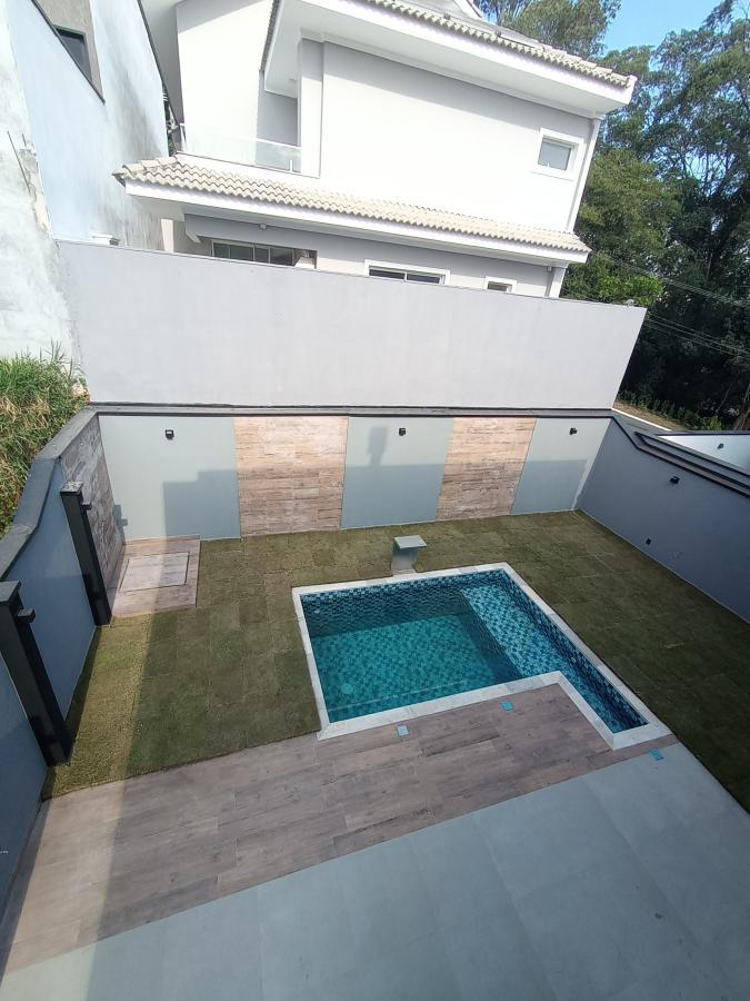 Casa de Condomínio à venda com 3 quartos, 240m² - Foto 32