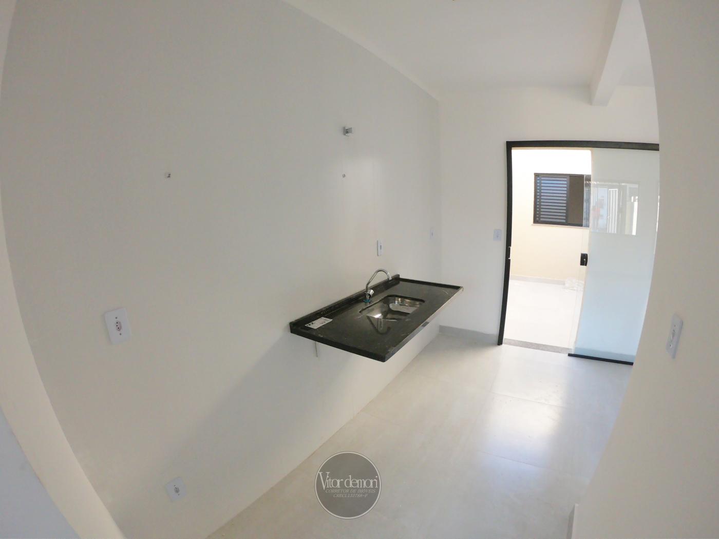 Casa à venda com 2 quartos, 125m² - Foto 9