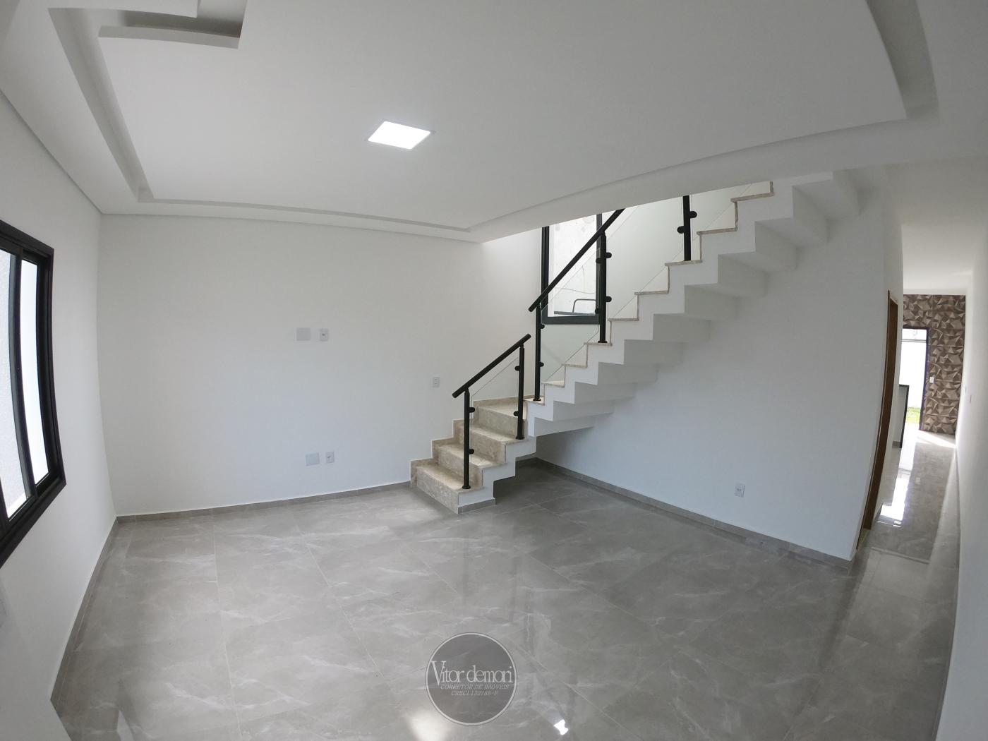 Casa à venda com 3 quartos, 125m² - Foto 2