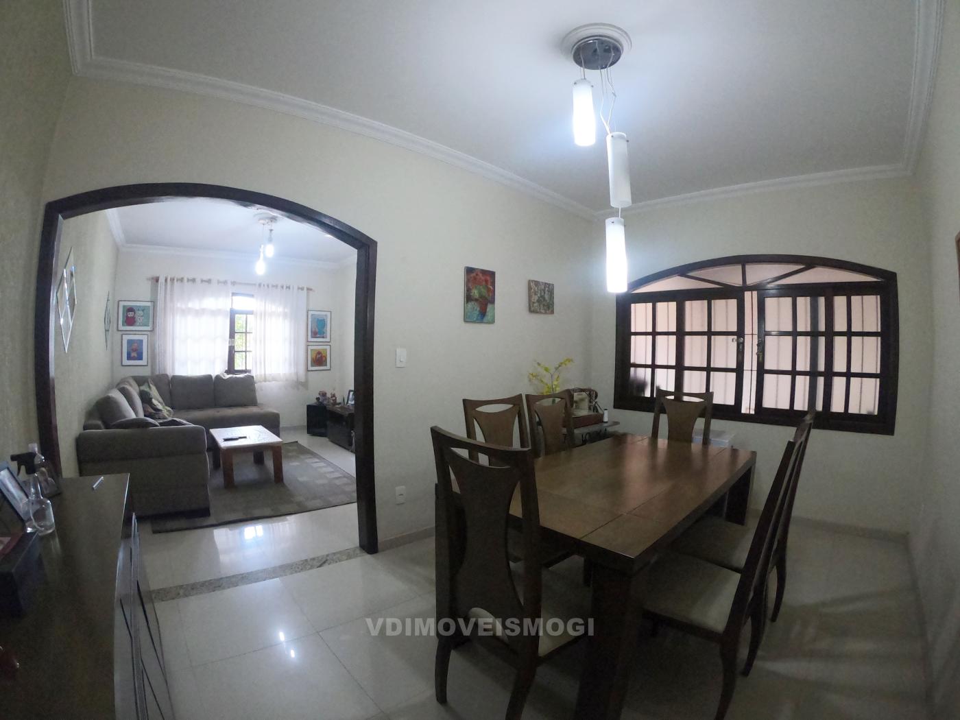 Casa à venda com 3 quartos, 335m² - Foto 2