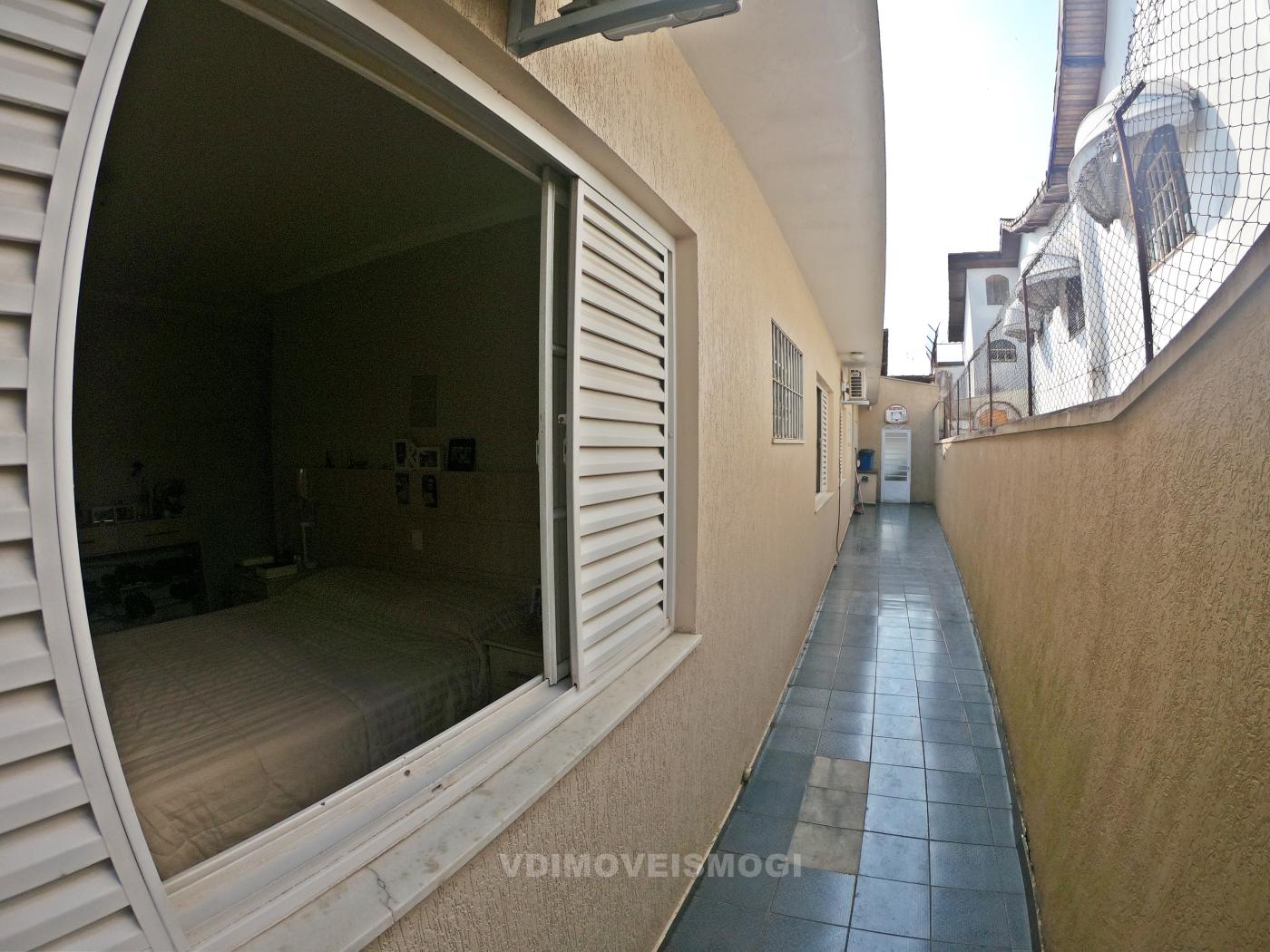 Casa à venda com 3 quartos, 335m² - Foto 20