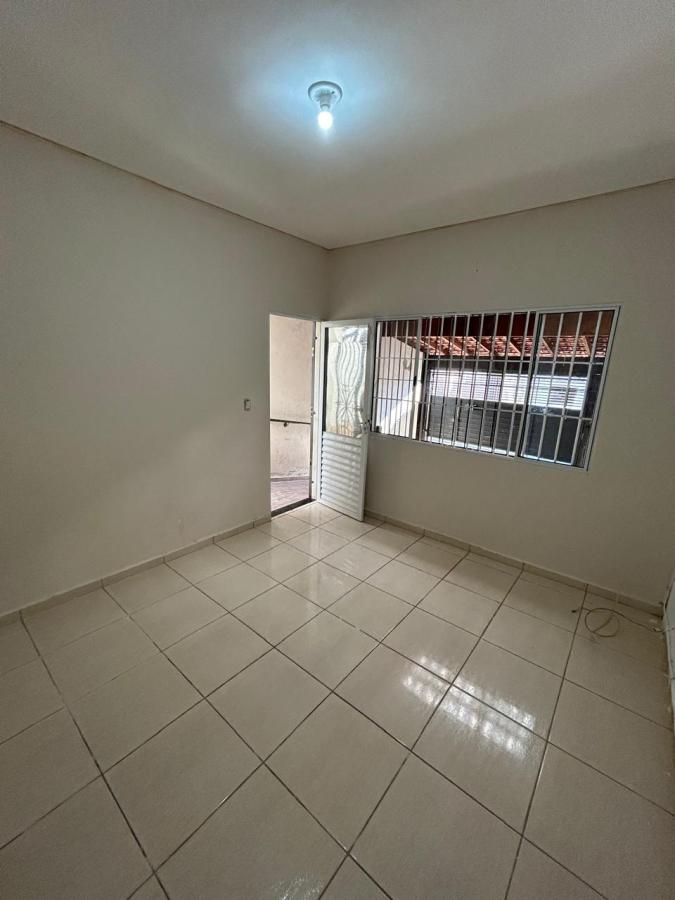 Casa à venda com 2 quartos, 127m² - Foto 3