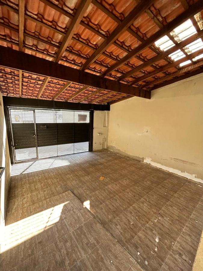 Casa à venda com 2 quartos, 127m² - Foto 2