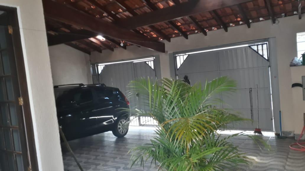 Casa à venda com 3 quartos, 135m² - Foto 2