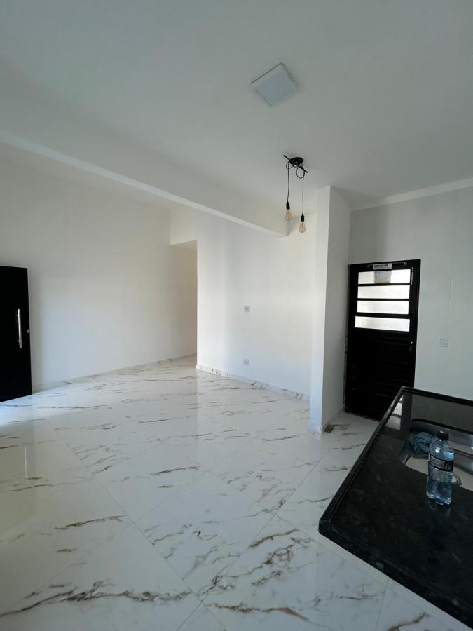 Casa à venda com 2 quartos, 120m² - Foto 4