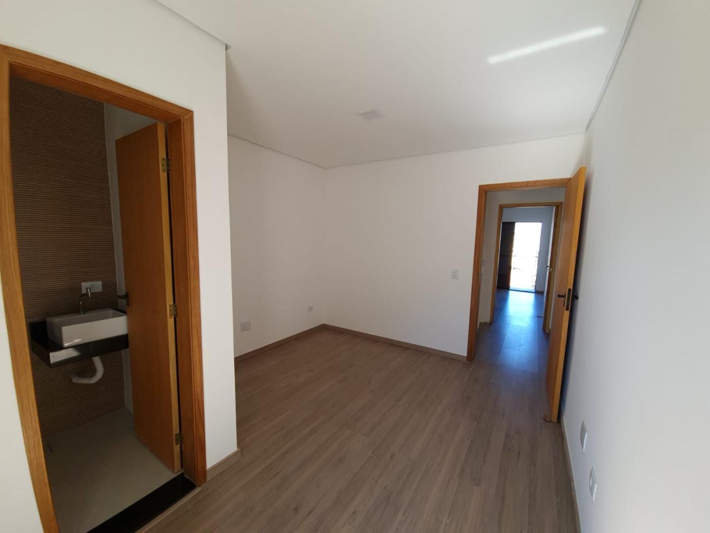 Casa à venda com 2 quartos, 77m² - Foto 10