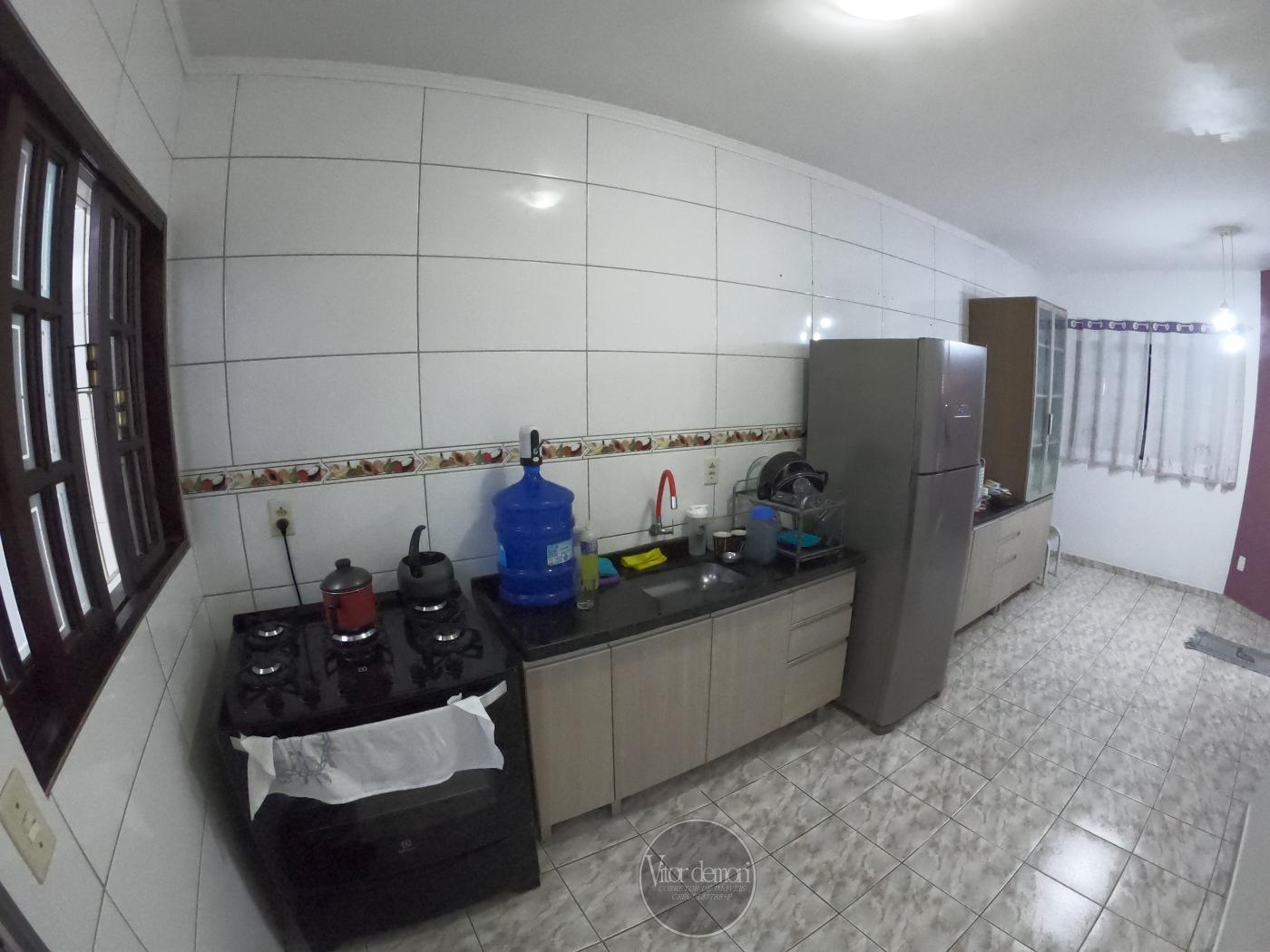 Casa à venda com 2 quartos, 140m² - Foto 6