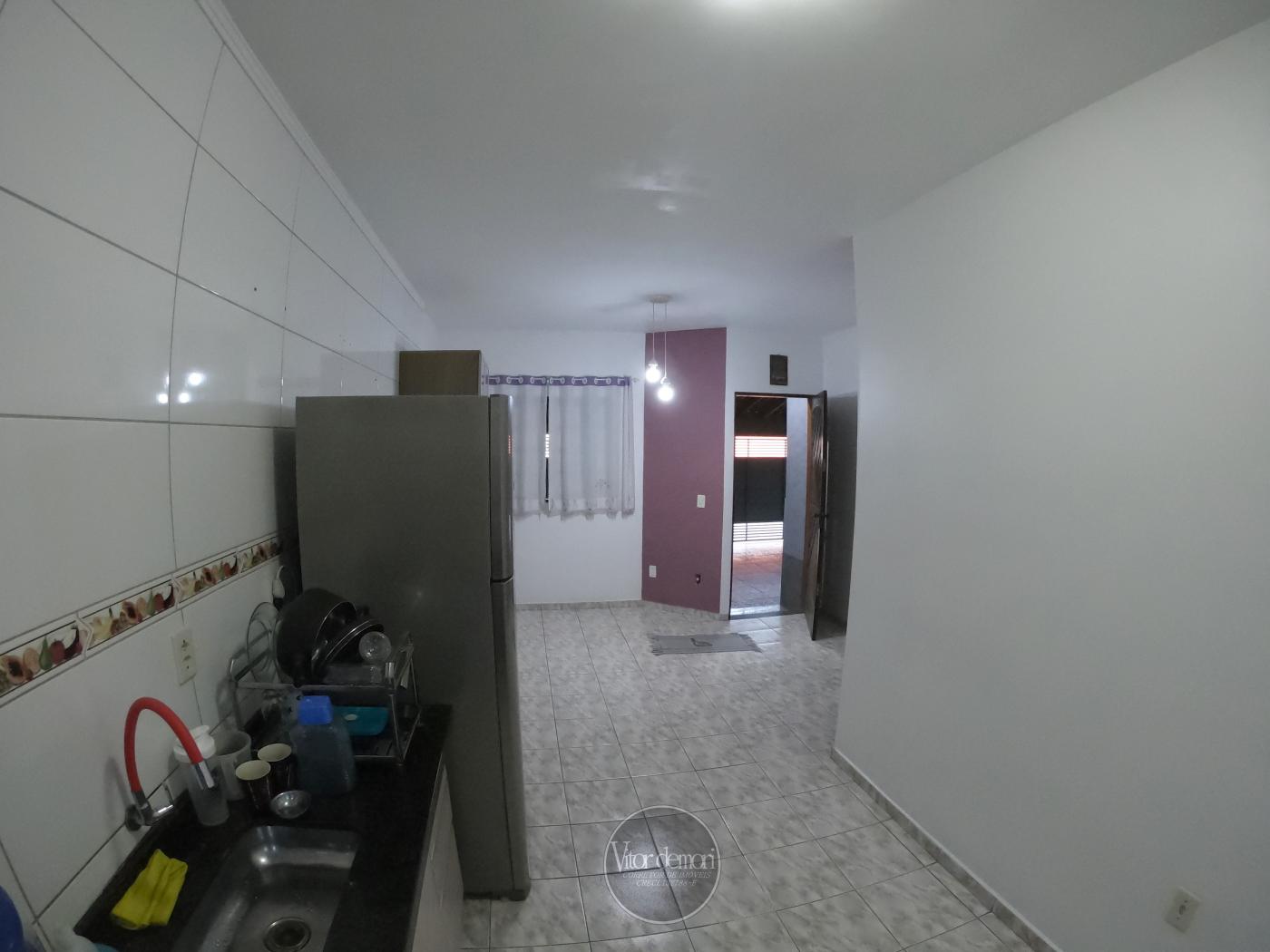 Casa à venda com 2 quartos, 140m² - Foto 8