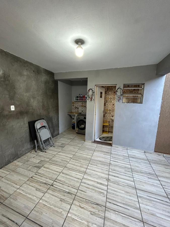 Casa à venda com 2 quartos, 150m² - Foto 9