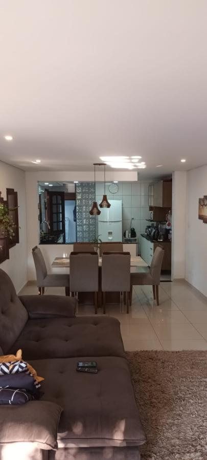 Casa à venda com 2 quartos, 175m² - Foto 25