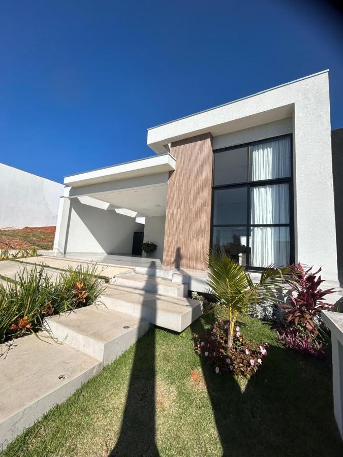 Casa de Condomínio à venda com 3 quartos, 300m² - Foto 4