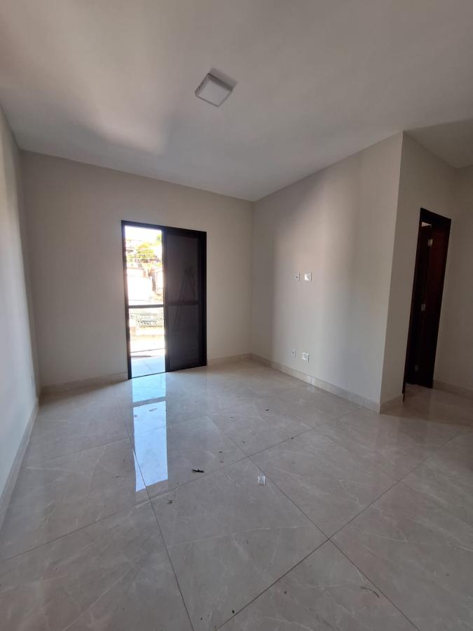 Casa à venda com 2 quartos, 184m² - Foto 10