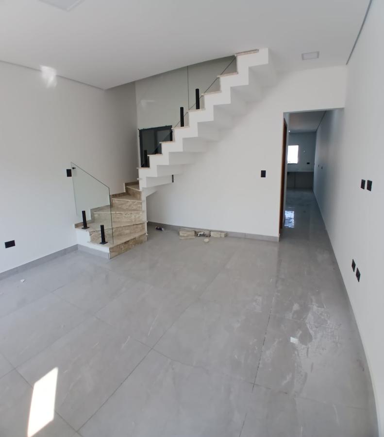 Casa à venda com 3 quartos, 152m² - Foto 2