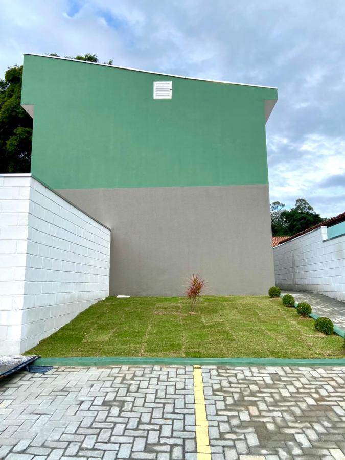 Casa de Condomínio à venda com 2 quartos, 57m² - Foto 2