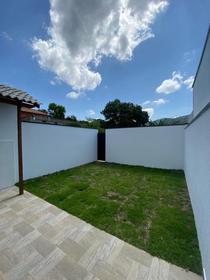 Casa à venda com 2 quartos, 250m² - Foto 16