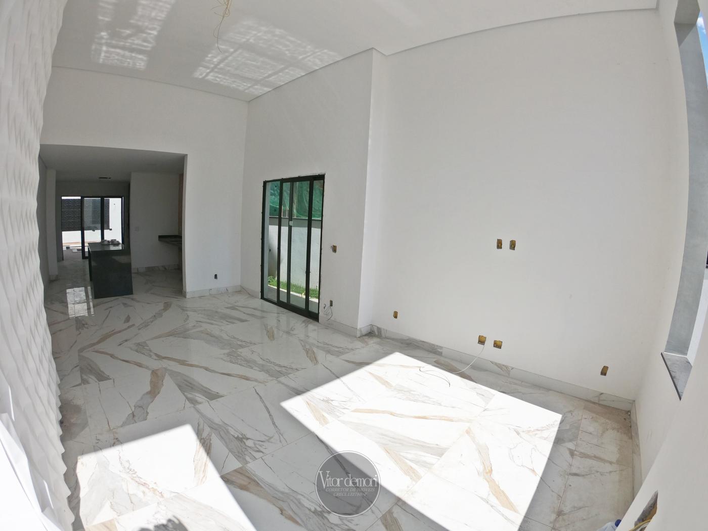 Casa de Condomínio à venda com 3 quartos, 321m² - Foto 2