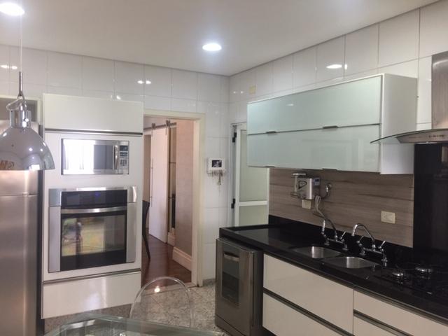 Apartamento à venda com 4 quartos, 220m² - Foto 59