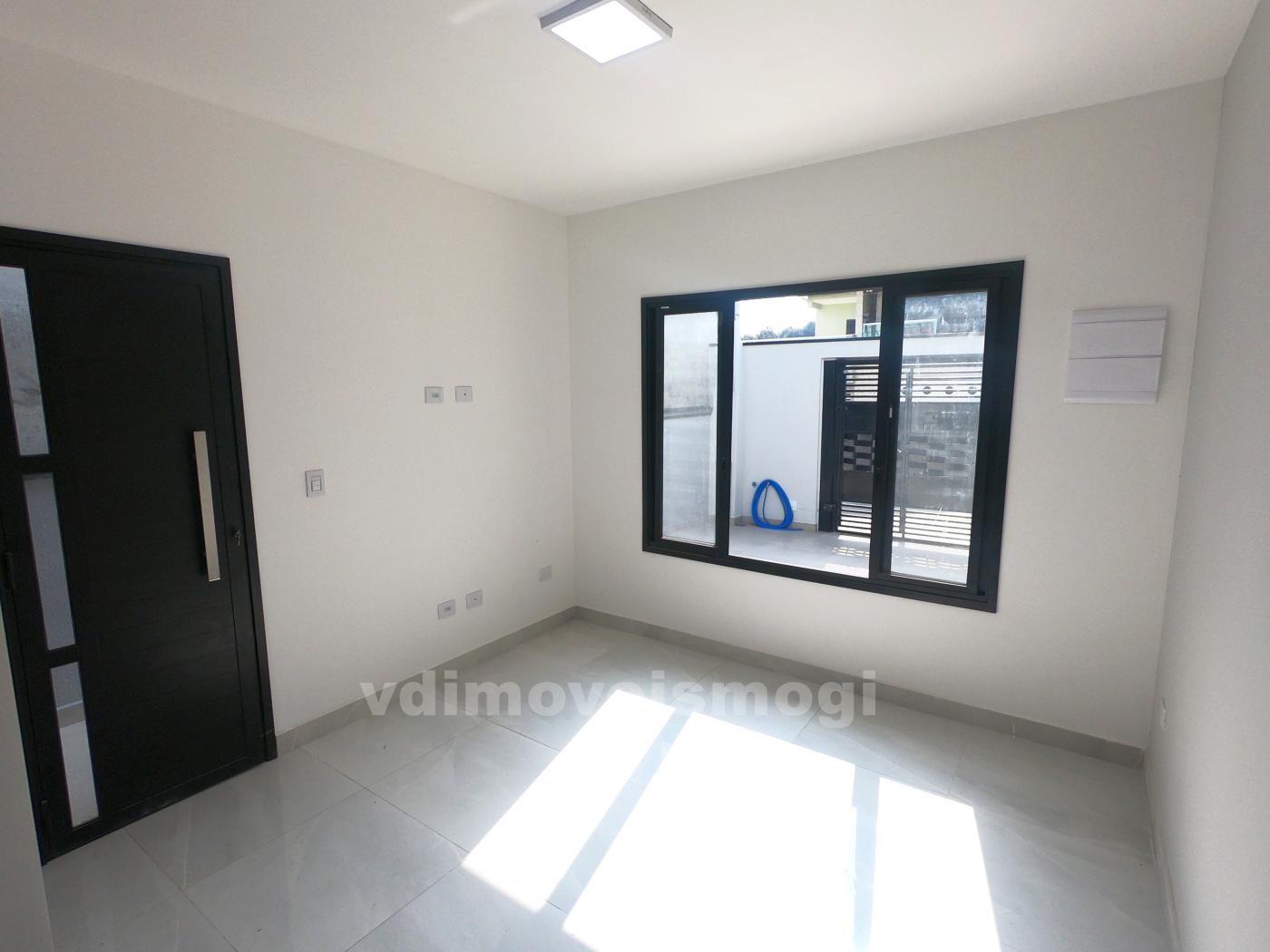 Casa à venda com 2 quartos, 125m² - Foto 7