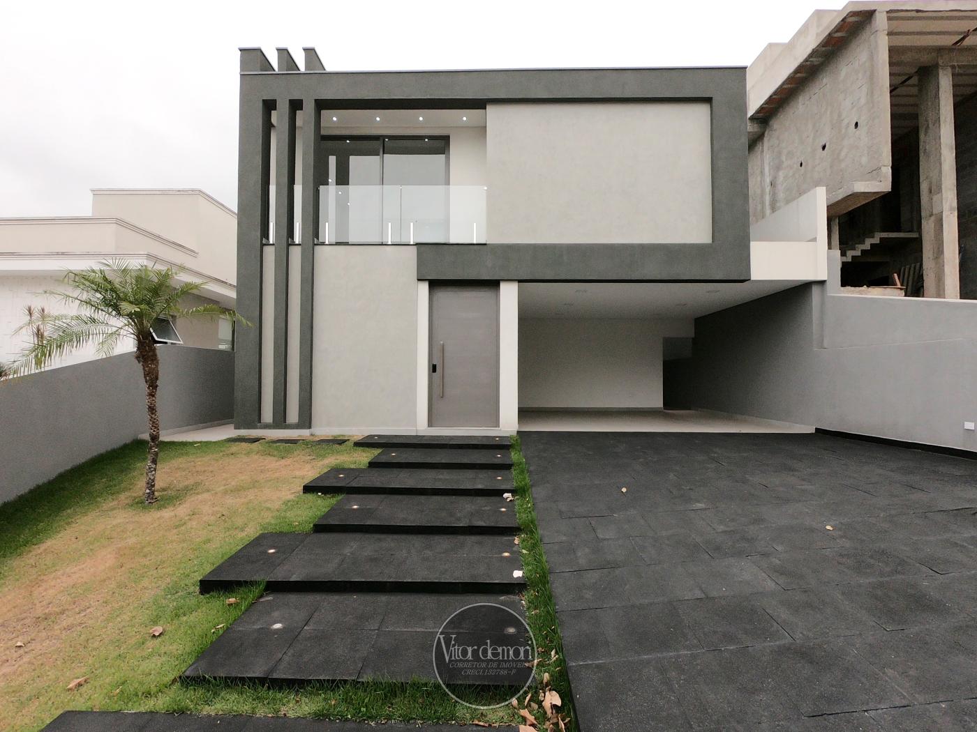 Casa de Condomínio à venda com 4 quartos, 300m² - Foto 1