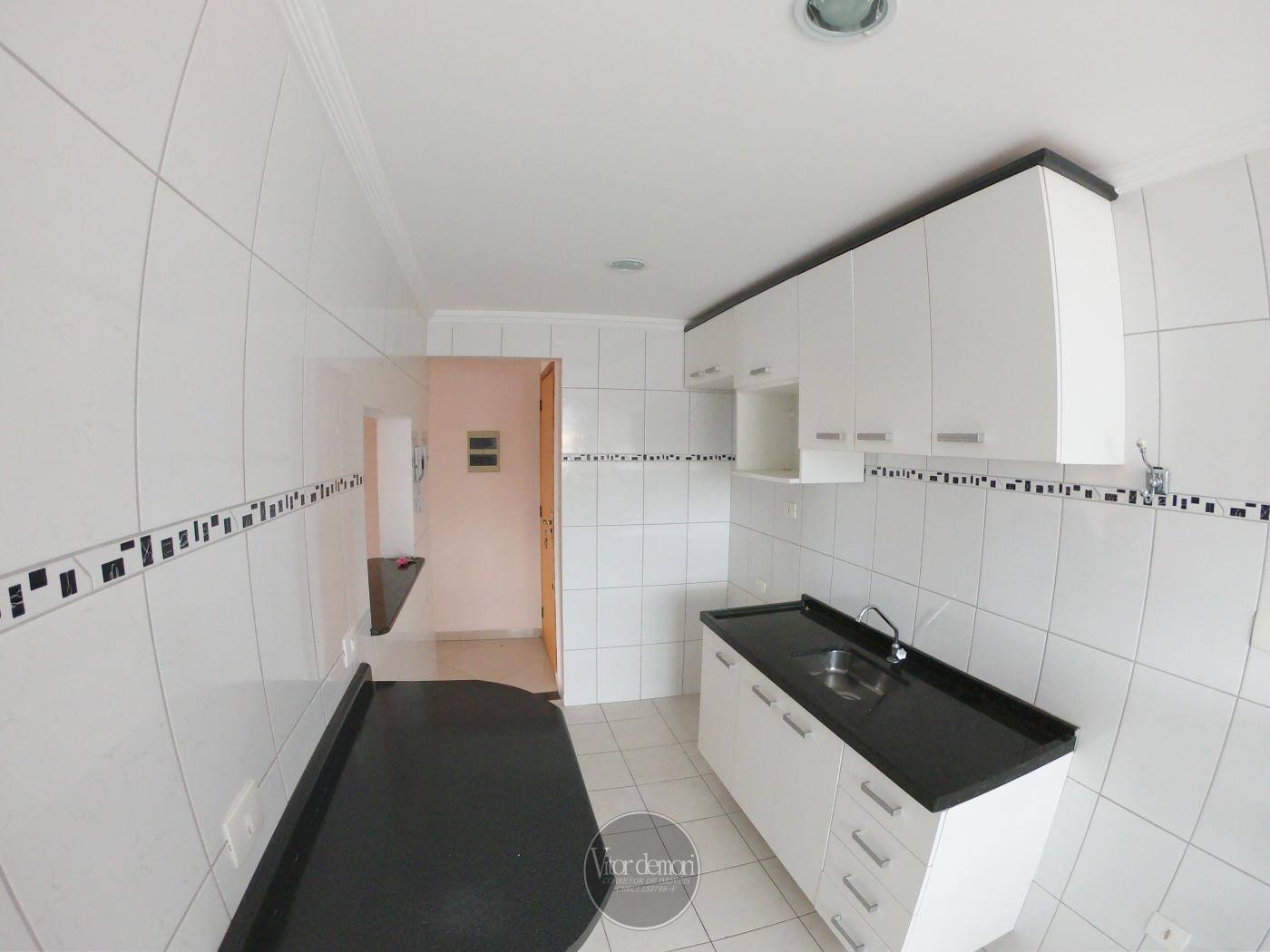 Apartamento à venda com 2 quartos, 64m² - Foto 4