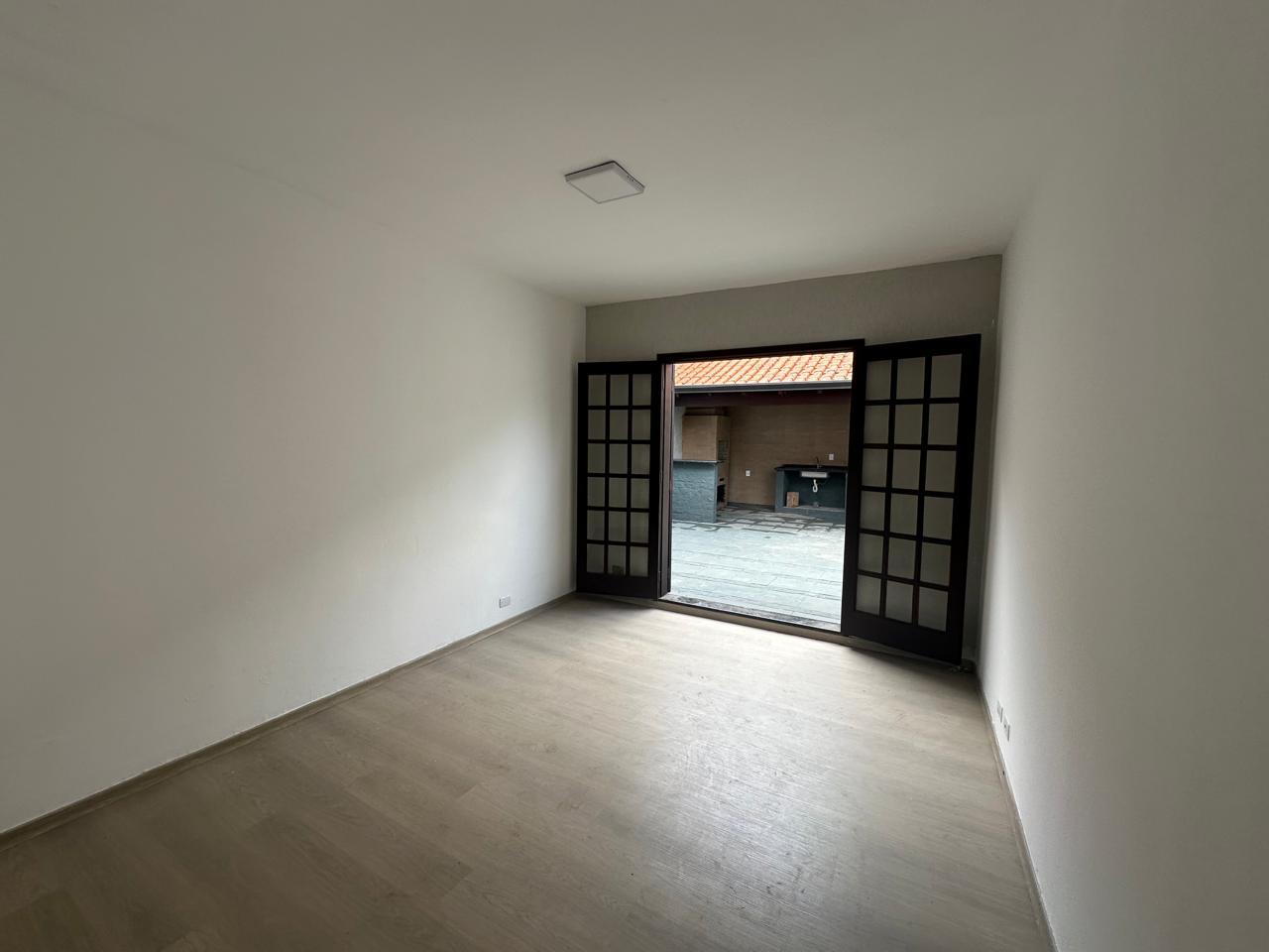 Casa à venda com 3 quartos, 175m² - Foto 10