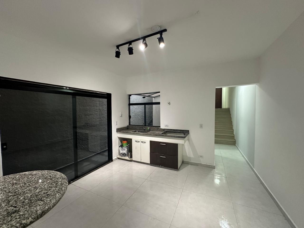 Casa à venda com 3 quartos, 175m² - Foto 5