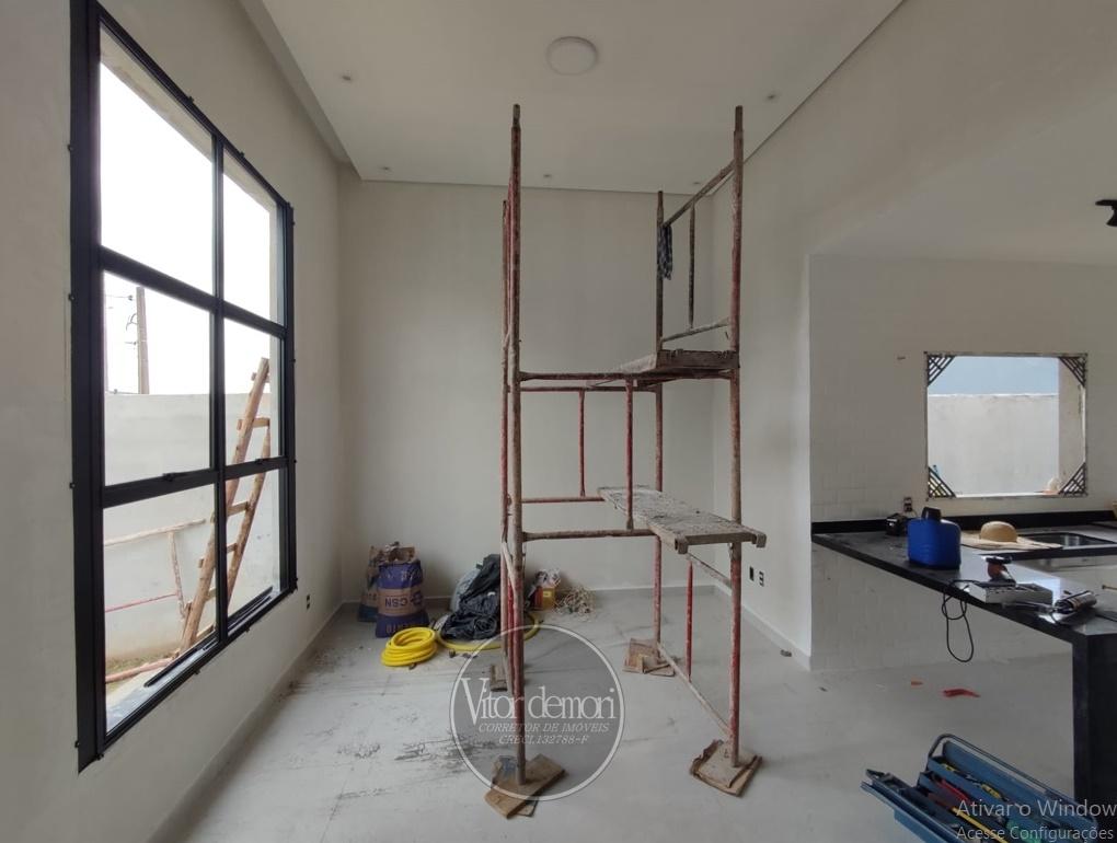 Casa à venda com 3 quartos, 200m² - Foto 3