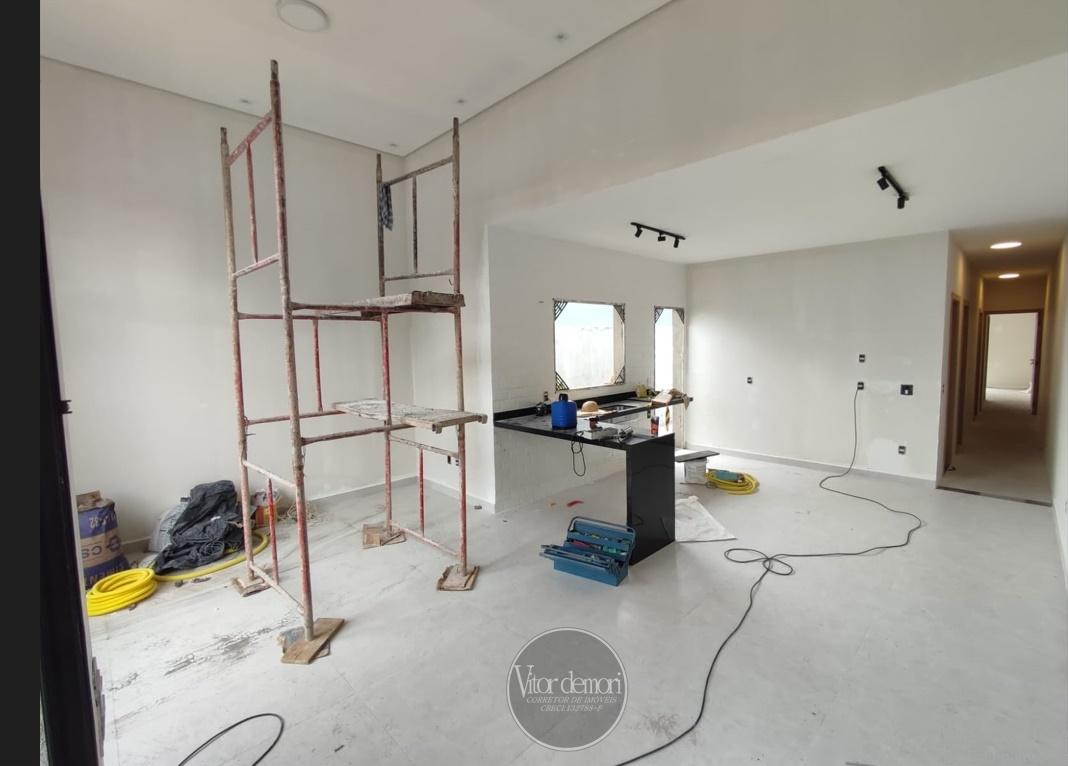 Casa à venda com 3 quartos, 200m² - Foto 5