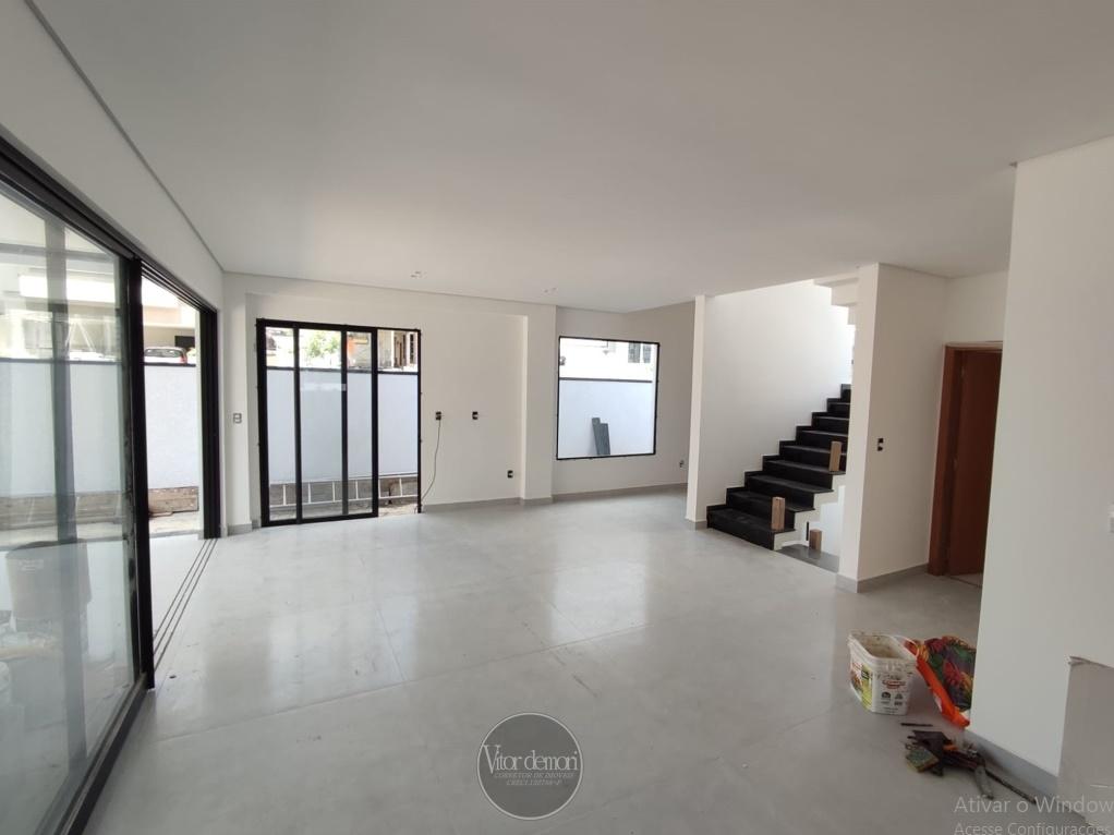 Casa de Condomínio à venda com 4 quartos, 328m² - Foto 4