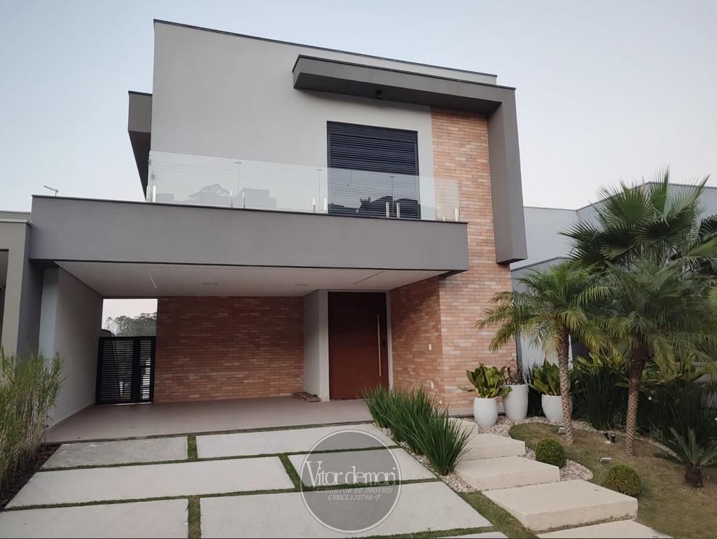 Casa de Condomínio à venda com 3 quartos, 250m² - Foto 1