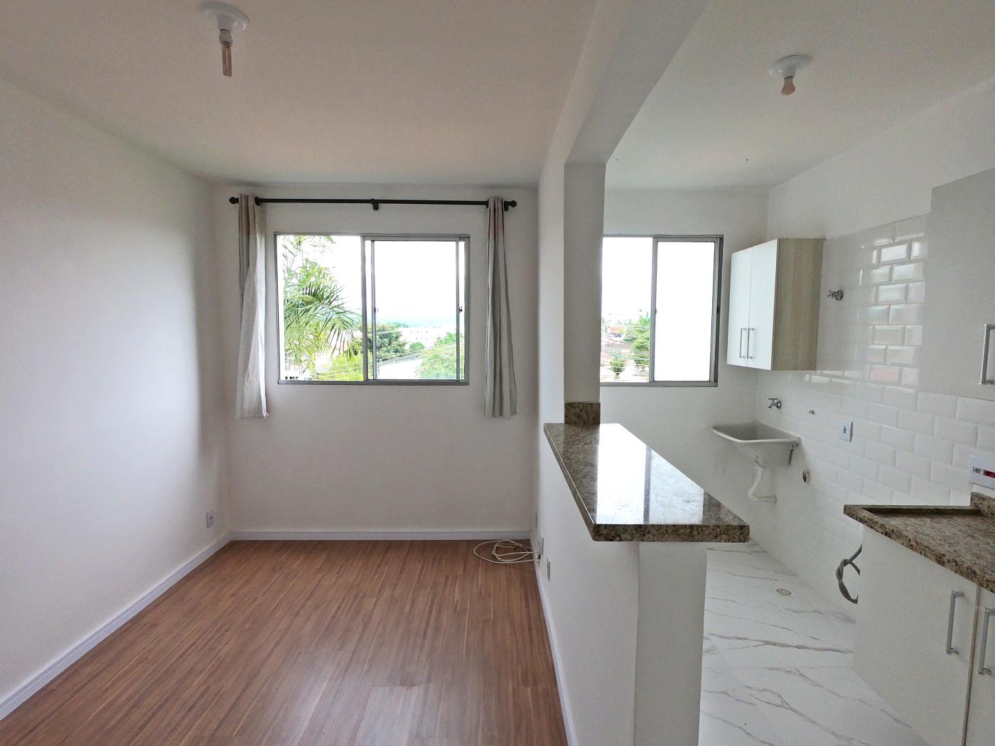 Apartamento à venda com 2 quartos, 45m² - Foto 3