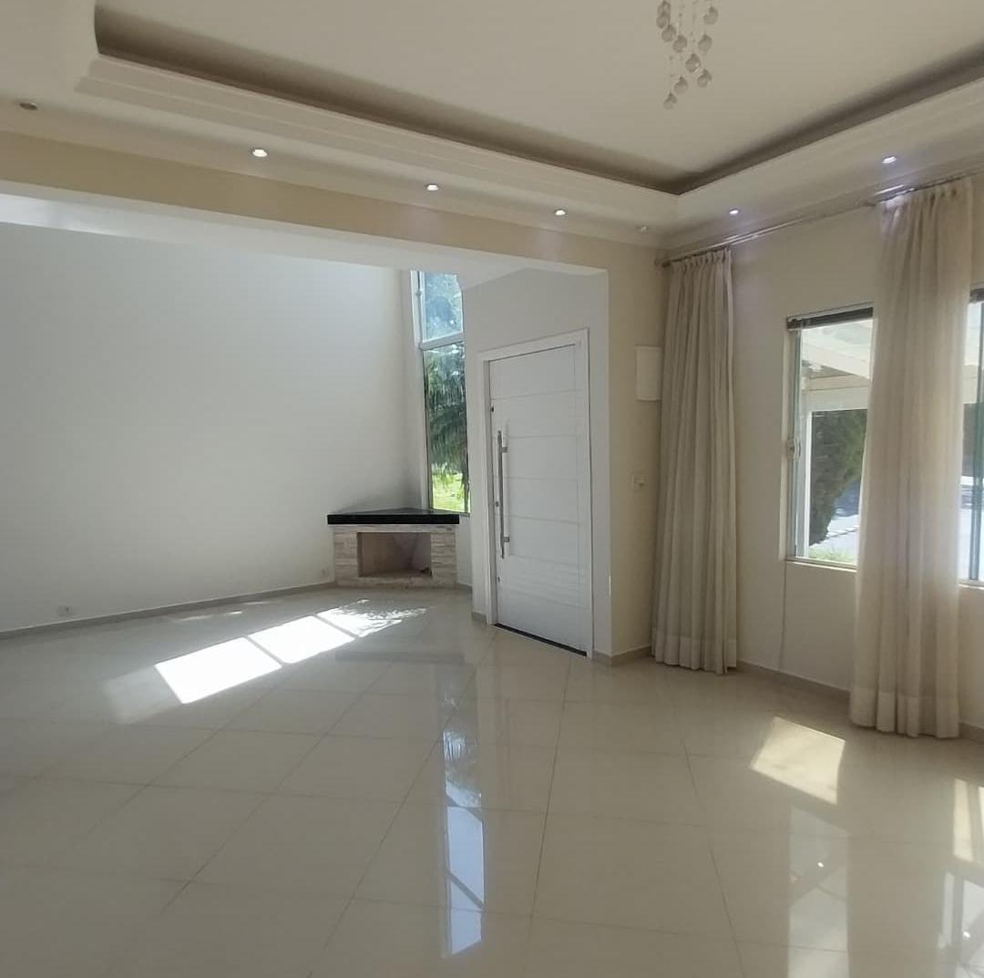 Casa de Condomínio à venda com 3 quartos, 260m² - Foto 5