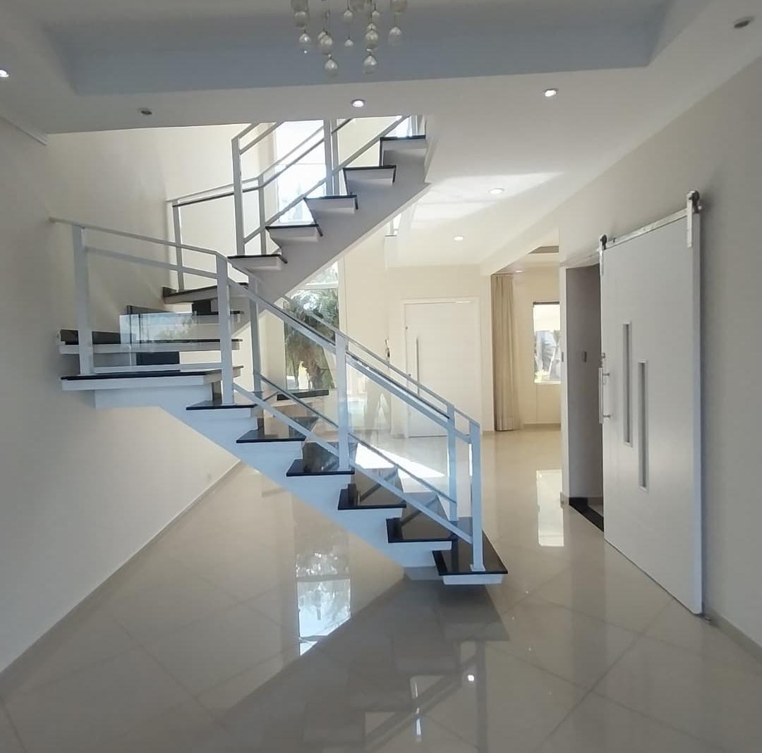 Casa de Condomínio à venda com 3 quartos, 260m² - Foto 9