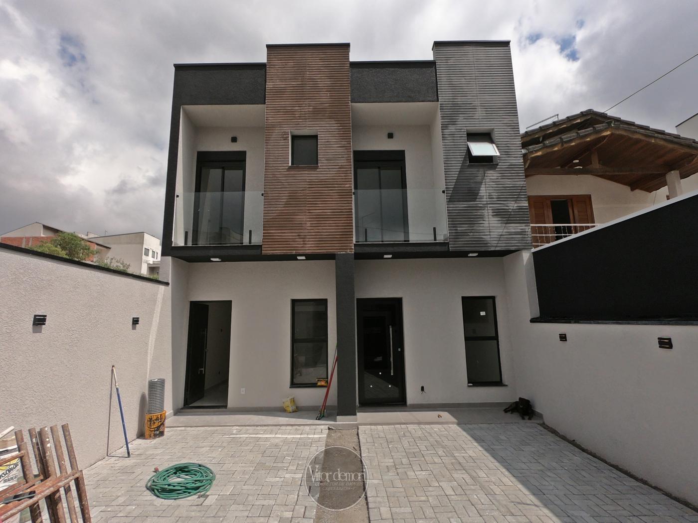 Casa à venda com 2 quartos, 85m² - Foto 1